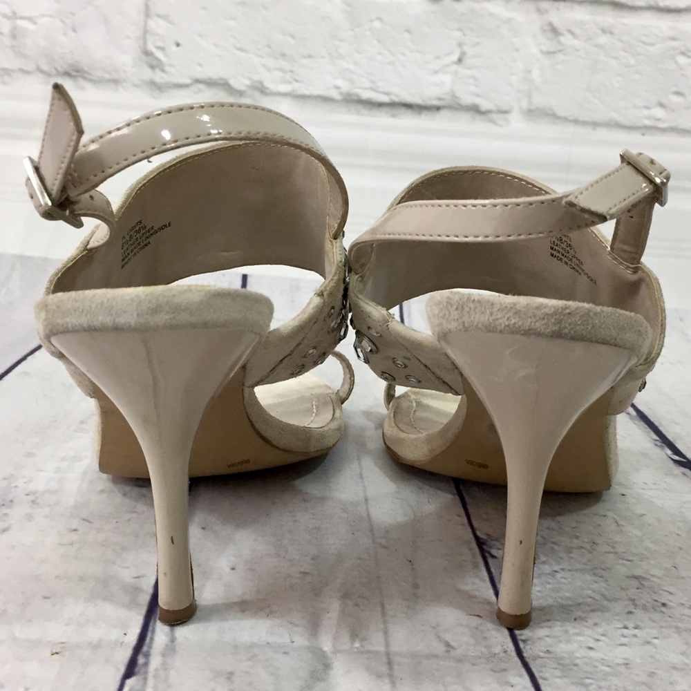 DONATING TODAY-7/10! LAST CHANCE!Crystal stud heel - Picture 3 of 8